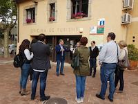 Visita ag&egrave;ncies de viatges