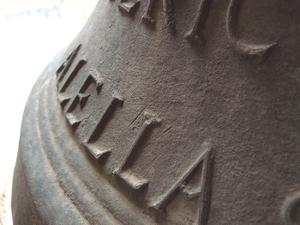 Campana redu&iuml;da