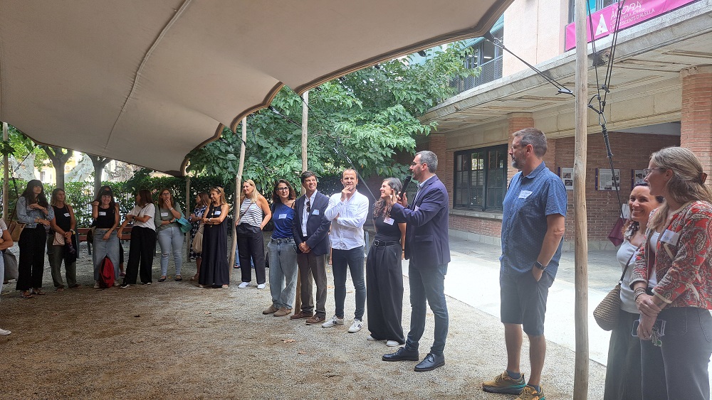 Benvinguda als equips docents dels centres educatius