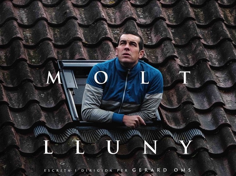 Molt lluny