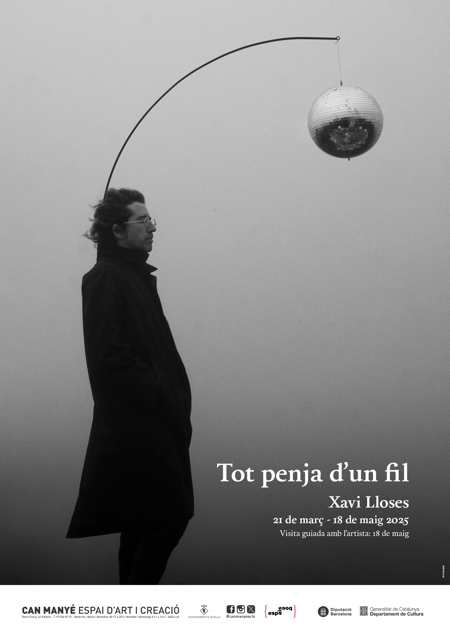 Tot penja d'un fil de xavi lloses