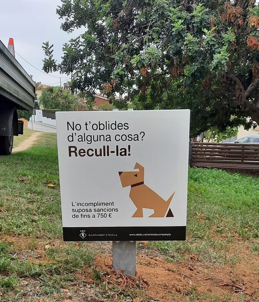 Campanya de civisme sobre tinença responsable d´animals als Tres Tombs 