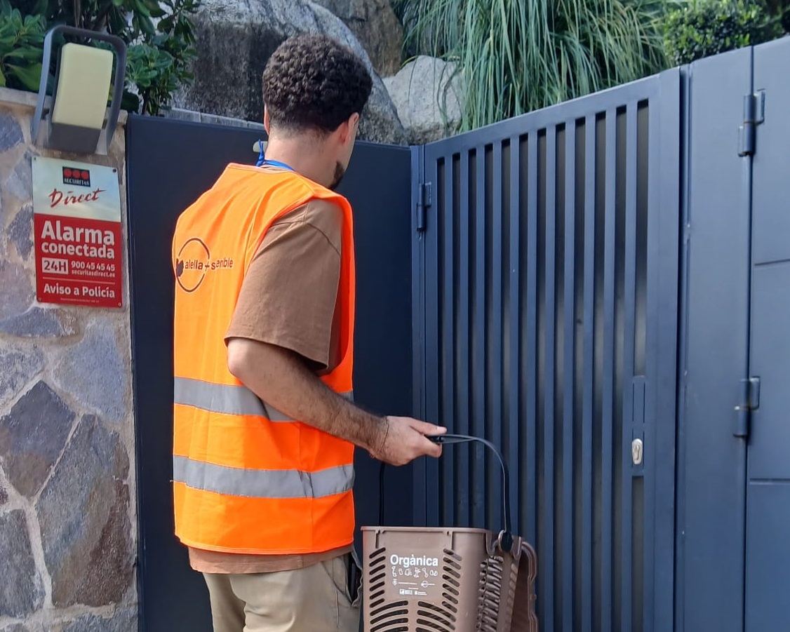 Porta a porta campanya l'org�nica no resta