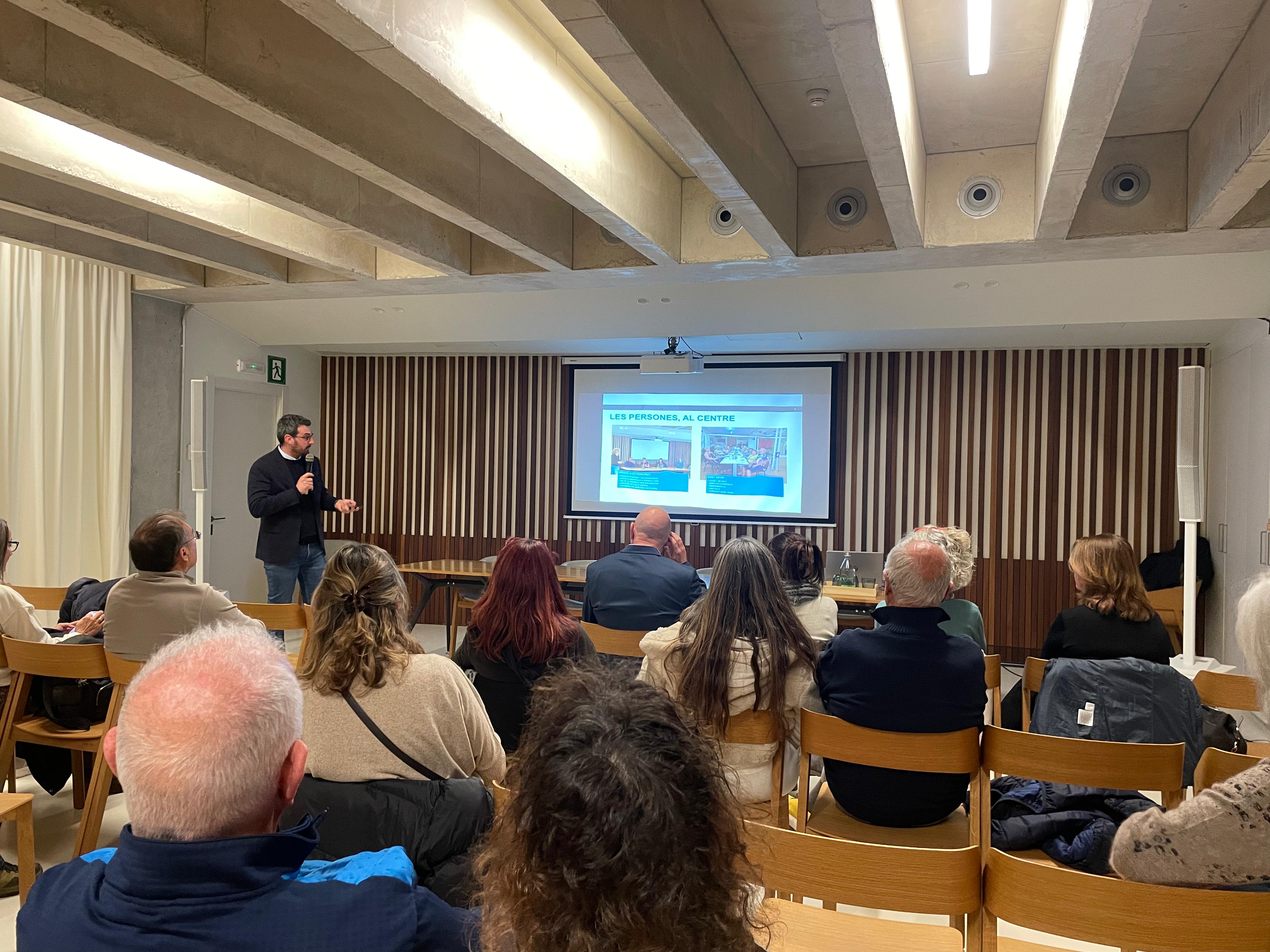 Audi�ncies de barri