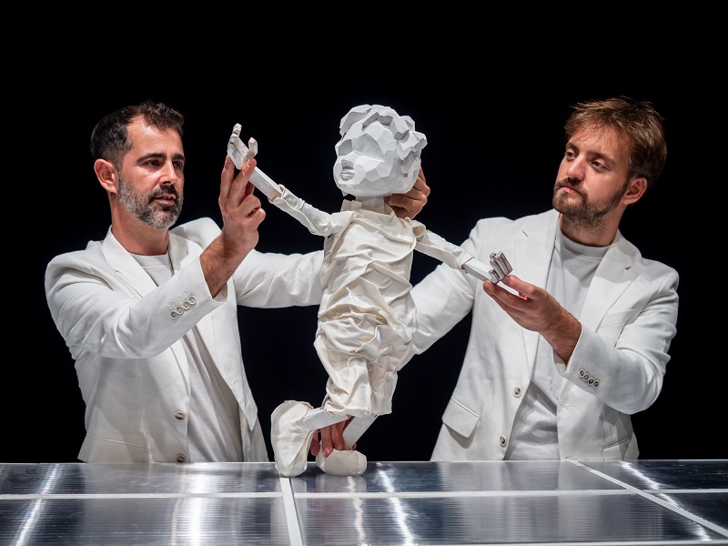 Teatre familiar. Titelles. Mentida podrida, de Cia. Cal Teatre